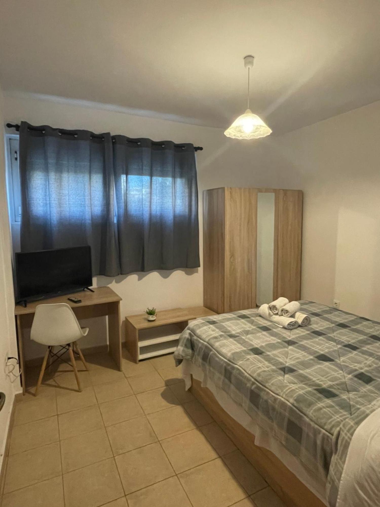 Апартаменты Semi-Basement 250M From Sea, Nea Chili Александроуполис Экстерьер фото