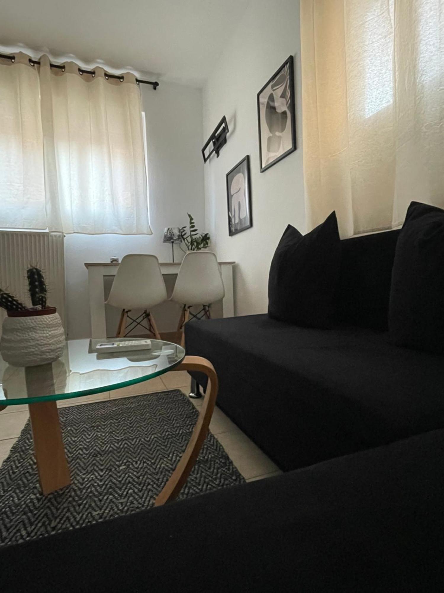 Апартаменты Semi-Basement 250M From Sea, Nea Chili Александроуполис Экстерьер фото